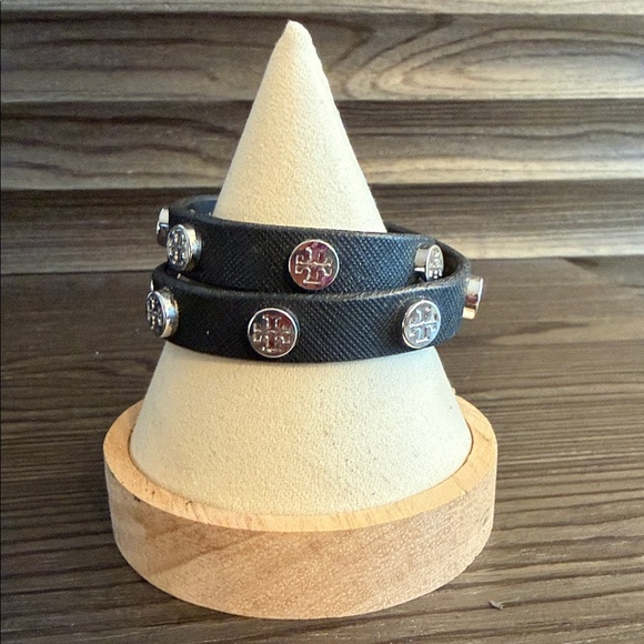 Tory Burch Black Double Wrap Logo Stud Leather Bracelet - Picture 3 of 11